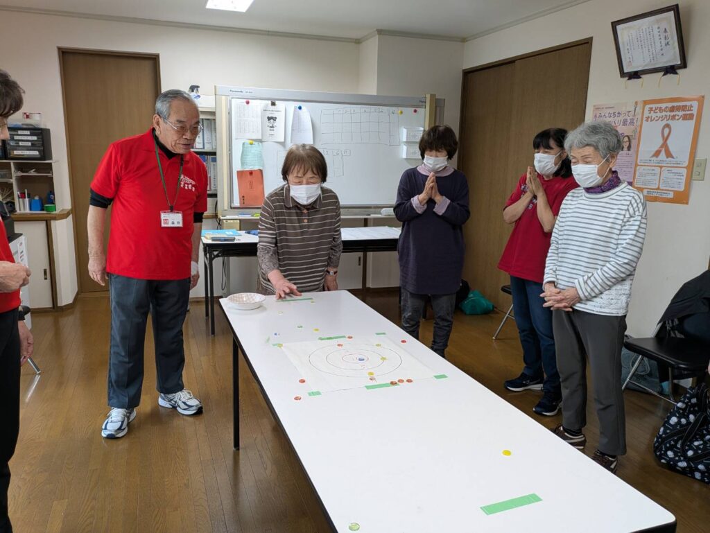 健康体操といきいきサロンが開催されました